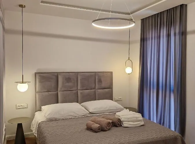 Appartement Family-friendly With Swimming Pool Sveti Filip I Jakov, Biograd - 21627 *