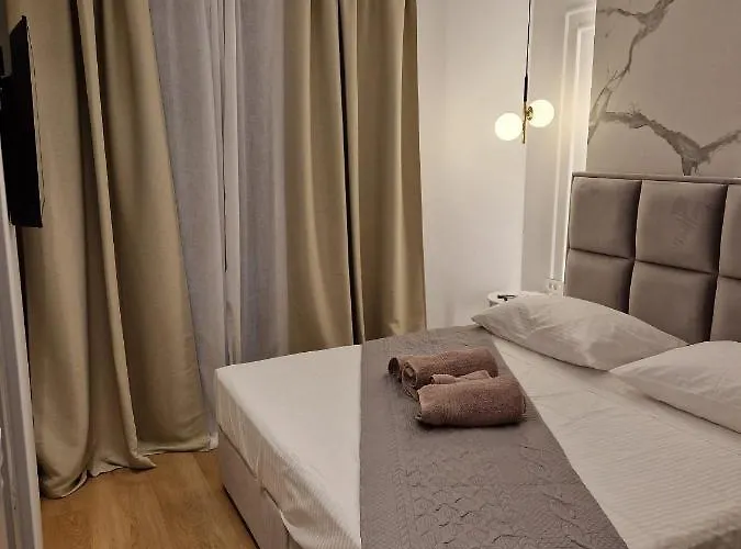 Family-friendly With Swimming Pool Sveti Filip I Jakov, Biograd - 21627 Appartement *