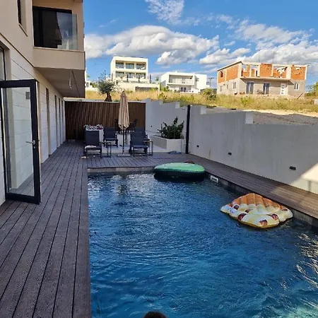 Family-friendly With Swimming Pool Sveti Filip I Jakov, Biograd - 21627 Apartment Sveti Filip i Jakov