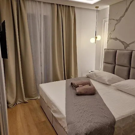 Family-friendly With Swimming Pool Sveti Filip I Jakov, Biograd - 21627 Apartment *