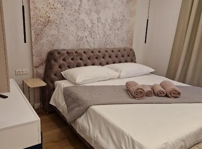 Family-friendly With Swimming Pool Sveti Filip I Jakov, Biograd - 21627